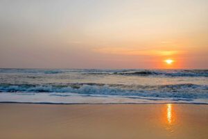 Bãi biển riêng tại resort Oceanami