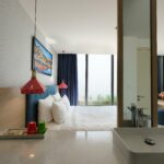 Phòng ngủ master giường đôi - villa 3 phòng ngủ resort Oceanami Long Hải
