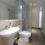 Nhà tắm, vệ sinh - villa 3 phòng ngủ resort Oceanami Long Hải