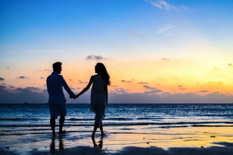 Tuần Trăng Mật Trên Bãi Biển – Hành Trình Lãng Mạn Không Thể Bỏ Qua